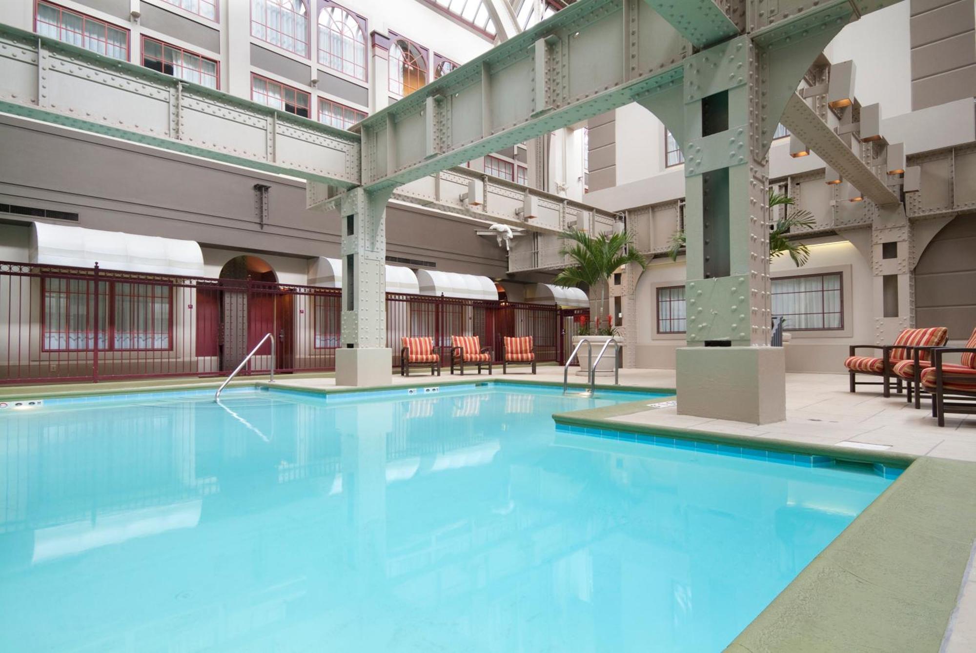 Crowne Plaza Indianapolis-Dwtn-Union Stn By Ihg Hotel Exterior foto